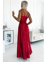 498-4 Dlouhé saténové šaty s výstřihem a dvojitými ramínky - ČERVENÉ