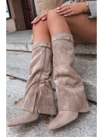 Dámské kozačky na podpatku s vyhrnutou holení Evyra – béžové, eko semiš