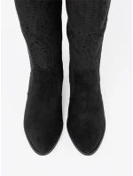 Trendy černé kozačky dámské na širokém podpatku Trendy černé kozačky dámské na širokém podpatku