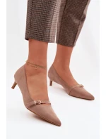 Dámské lodičky na nízkém podpatku s ozdobnou páskou Tmavě béžové Pirela