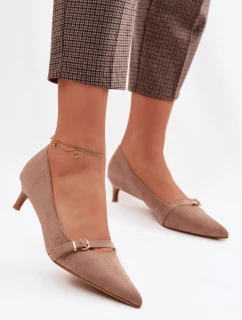 Dámské lodičky na nízkém podpatku s ozdobnou páskou Tmavě béžové Pirela