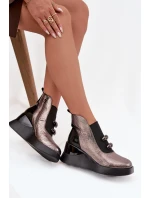 Dámské kotníkové boty na platformě D&A – metalické