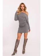 M818 Pletené šaty s kapkou na ramenou - šedý melír