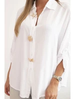 Dámská košile s viskózou, ozdobnými knoflíky a límečkem bílá