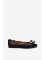 Dámské baleríny z ekologické kůže s ozdobným prvkem černé Divinella Dámské baleríny z ekologické kůže s ozdobným prvkem černé Divinella