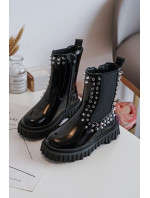 Dívčí patentované boty Chelsea zdobené černými kamínky Adelie