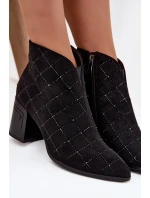 Dámské kotníkové boty na podpatku se zdobením D&A MR52-133 Černé