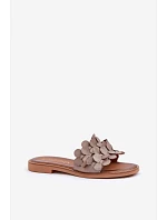 Dámské pantofle na plochém podpatku 40381 Taupe - Zazoo Dámské pantofle na plochém podpatku 40381 Taupe - Zazoo