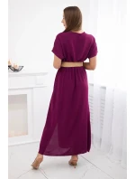 Dlouhé šaty s ozdobným páskem švestka