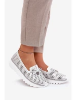 Dámské Kožené Polobotky S Ažurovým Designem Z Přírodní Kůže D&A LR51-631 Stříbrné Dámské Kožené Polobotky S Ažurovým Designem Z Přírodní Kůže D&A LR51-631 Stříbrné