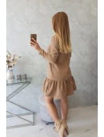 Velbloudí šaty s volánky Velbloudí šaty s volánky