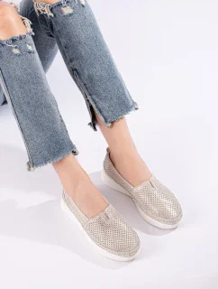 Pohodlné dámské zlaté polobotky bez podpatku