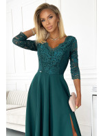 AMBER - Elegantní dlouhé dámské krajkové šaty v lahvově zelené barvě s výstřihem 309-5