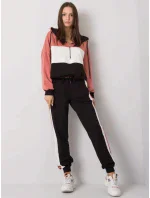 Dámská tepláková souprava HG-KMPL-5353.20X růžovo-černá - FPrice Dámská tepláková souprava HG-KMPL-5353.20X růžovo-černá - FPrice