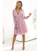 313-16 ISABELLE Polsko plisované šaty s dlouhými rukávy a výstřihem - pudrově růžové 313-16 ISABELLE Polsko plisované šaty s dlouhými rukávy a výstřihem - pudrově růžové