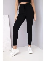 Dámské teplákové kalhoty s vysokým pasem a šňůrkou černé