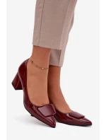 Dámské lakované lodičky na blokovém podpatku s ozdobou Isoline – bordové Dámské lakované lodičky na blokovém podpatku s ozdobou Isoline – bordové