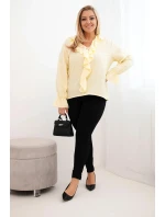 Dámská viskózová blůza Plus Size s volánem a ozdobnou broží žlutá