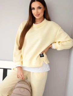 Dámská souprava s máslovou barvou, volná mikina a tepláky žlutý