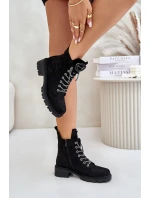 Zateplené kotníkové boty s ozdobným šněrováním Vinceza 16465 Černé