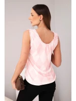 Dámská viskózová bez rukávů blůza s kosočtverci a volánkem u výstřihu pudrově růžová