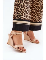 Lakované Dámské Sandály Na Klínu Nude Vliraya