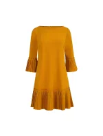 Pohodlné plisované dámské šaty v hořčicové barvě model 7771171 Pohodlné plisované dámské šaty v hořčicové barvě model 7771171