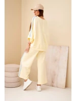 Dámský komplet viskózový máslový se širokými nohavicemi a volnou blůzou žlutý