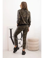 Dámská souprava s kapucí a maskáčovým potiskem khaki + ecru Dámská souprava s kapucí a maskáčovým potiskem khaki + ecru