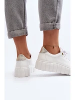 Dámská kožená polobotka na tlusté podrážce Zazoo 2919 bílé