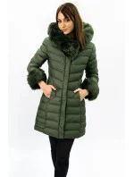 Prošívaná dámská zimní bunda v khaki barvě s kapucí (w750-1)