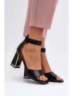 Elegantní černé dámské sandály na podpatku Rosazara Elegantní černé dámské sandály na podpatku Rosazara