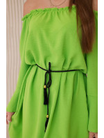 Šaty se zavazováním v pase stahovací šňůrkou světle zelené barvy