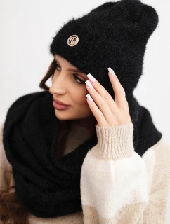 Dámská souprava s čepicí a šálou z měkkého úpletu černý