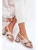 Kožené Dámské Sandály Na Podpatku S Květinami Béžové Laura Messi 2950 Kožené Dámské Sandály Na Podpatku S Květinami Béžové Laura Messi 2950