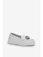 Kožené dámské mokasíny s třásněmi na platformě a klínu bílé Eleazetta