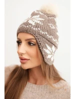 Dámská zimní čepice z vlny s motivem sněhové vločky a pomponem K450 mocca