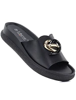 Dámské kožené žabky na platformě černé S.Barski KV61-6046