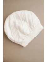 Dámská zimní čepice vlněná s jemným vzorem K460 bílá