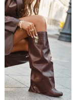 Ženské kozačky na platformě s páskem a stříbrným detailem eko kůže hnědé Korivelle