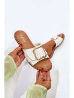 Dámské pantofle s páskem a přezkou, bílá Opahiri