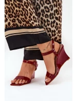 Lakované Dámské Sandály Na Klínu Bordové Vliraya