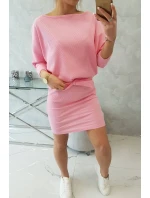 Sukienka wiązana w talii jasno różowa