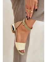 Kožené sandály na zlatém podpatku béžové Laura Messi 2143