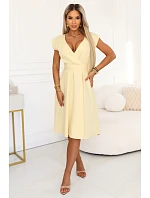 348-13 SCARLETT rozšířené midi šaty s obálkovým výstřihem a páskem - máslově žluté