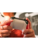 Ovladač Microsoft Xbox Series - pulzující červená barva