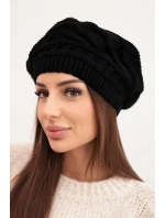 Dámská zimní pletená čepice volného střihu s ozdobným vzorem K378 černá