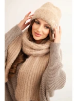 Dámský set čepice a dlouhého šály z měkké příze camelový Dámský set čepice a dlouhého šály z měkké příze camelový