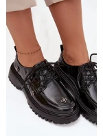 Lakované kožené dámské polobotky s přezkami Artiker 57C0333 Černé