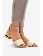 Kožené sandály na zlatém podpatku béžové Laura Messi 2143